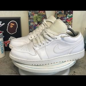 Jordan 1 Low Triple White